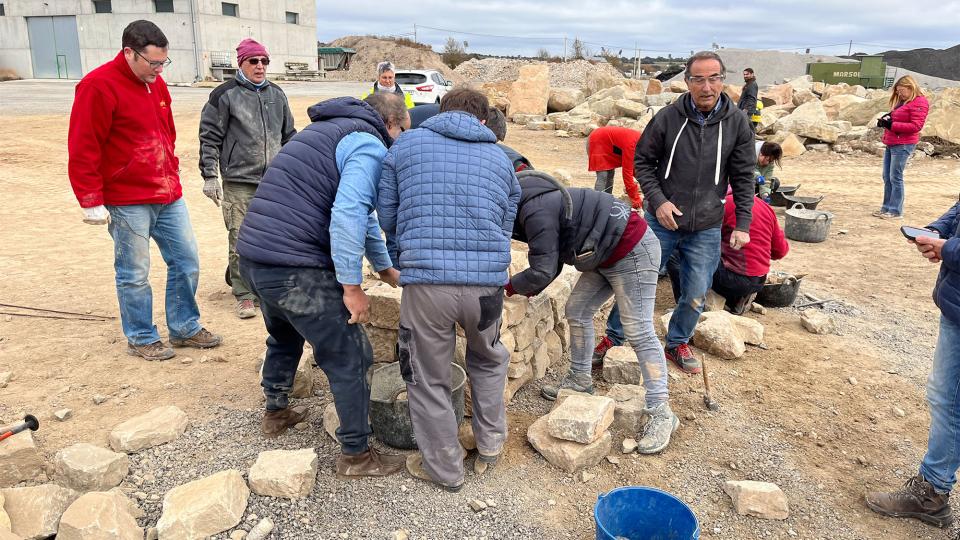 Taller per aprendre a fer paret de pedra - Guissona